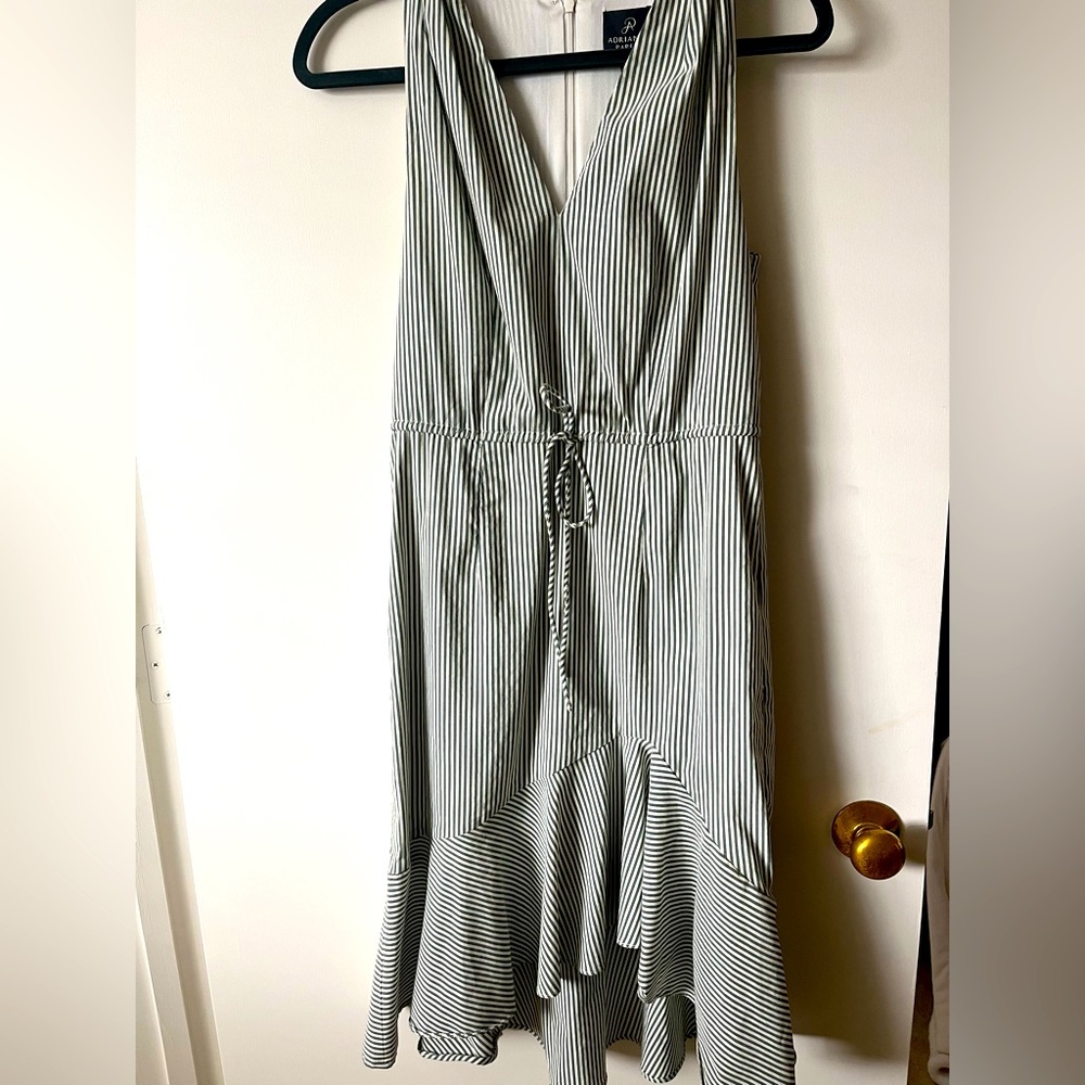 Adrianna Pappel Sz 2 cotton dress with ruffled offset skirt